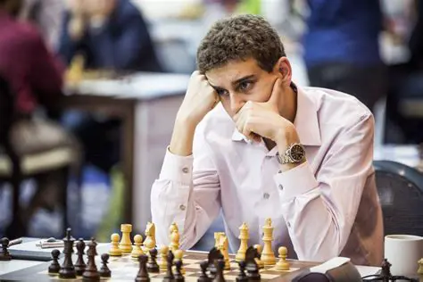 Daniel Naroditsky : L'ascension fulgurante d'un prodige des échecs