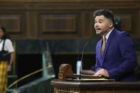 Rufián: El Polémico Político Español que Desafía el Status Quo