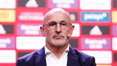 Luis de la Fuente: El Nuevo Arquitecto de la Selección Española de Fútbol